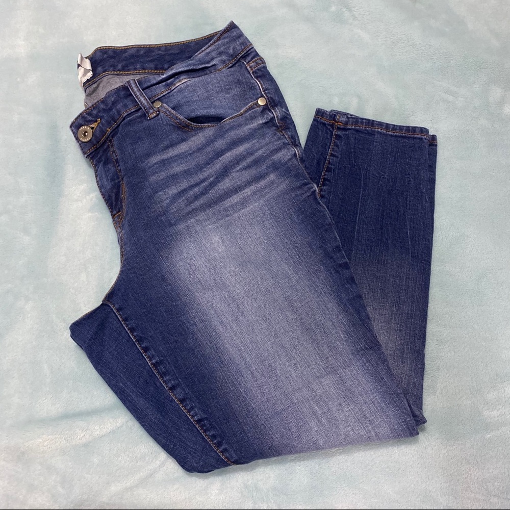 Torrid Ankle Skinny Jeans Size 12